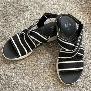 Cloudsteppers by Clarks Striped Black and White Sandals